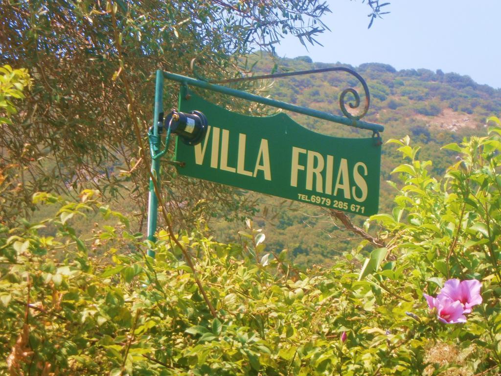Villa Frias Asprogerakata Rum bild