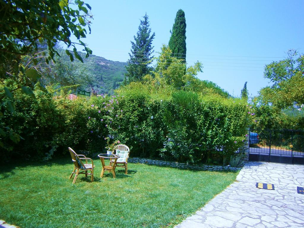 Villa Frias Asprogerakata Rum bild