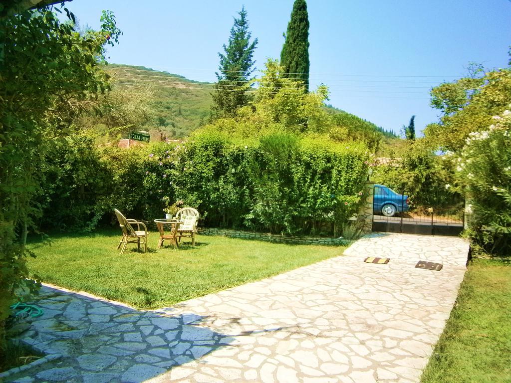 Villa Frias Asprogerakata Rum bild