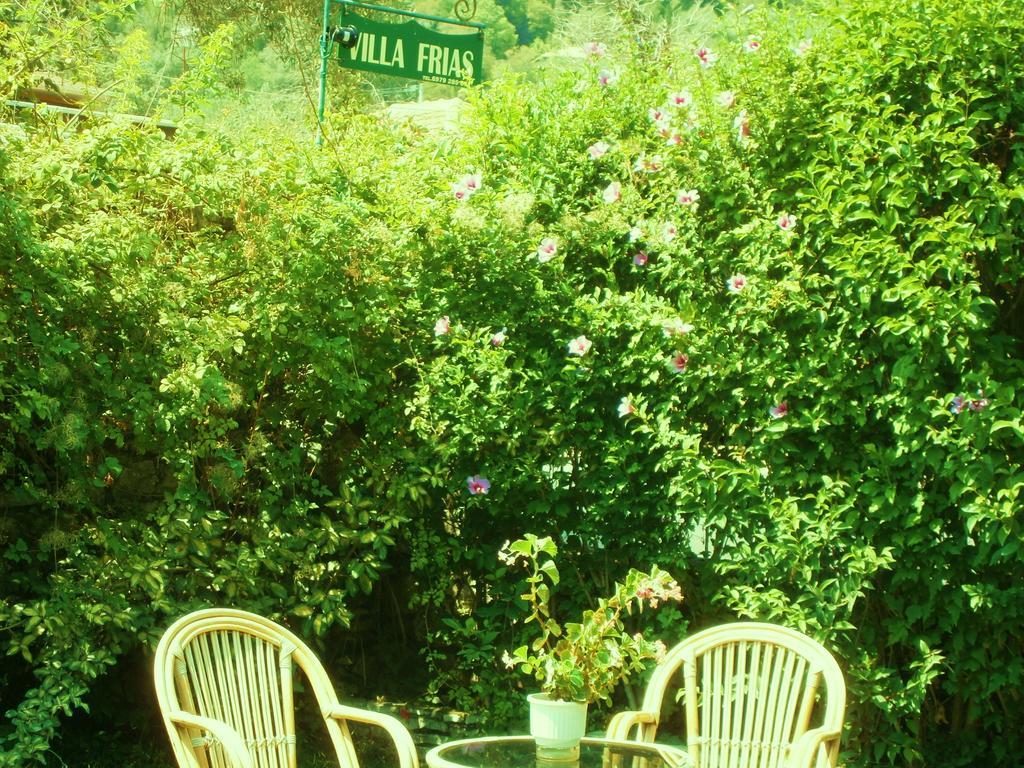 Villa Frias Asprogerakata Rum bild