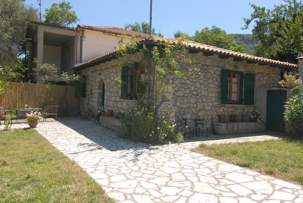 Villa Frias Asprogerakata Rum bild