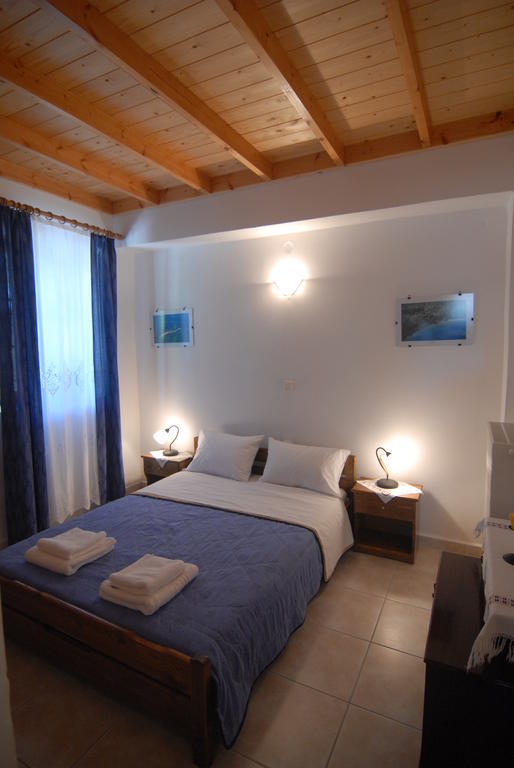 Villa Frias Asprogerakata Rum bild