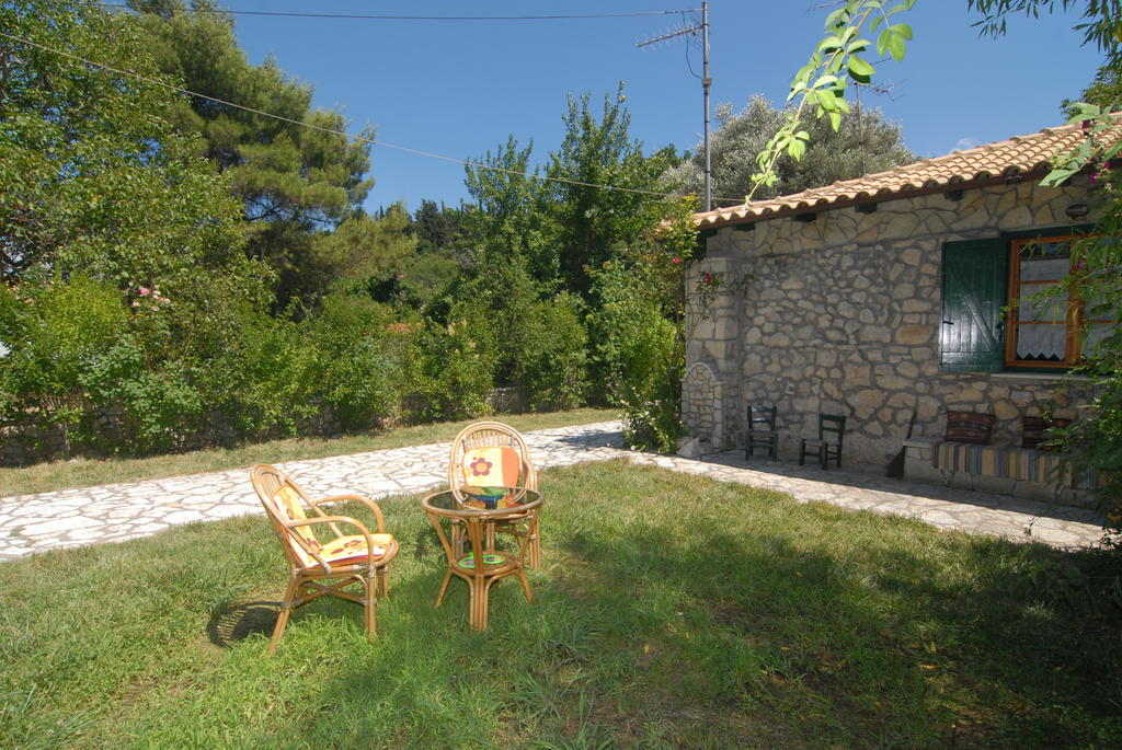 Villa Frias Asprogerakata Rum bild
