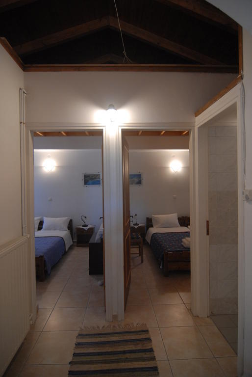 Villa Frias Asprogerakata Rum bild